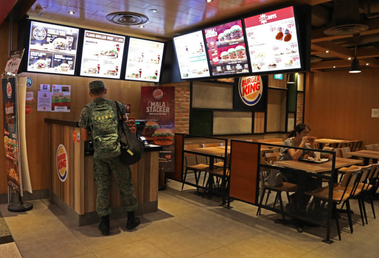 How to Manage a Fast Food Restaurant To Be Profitable