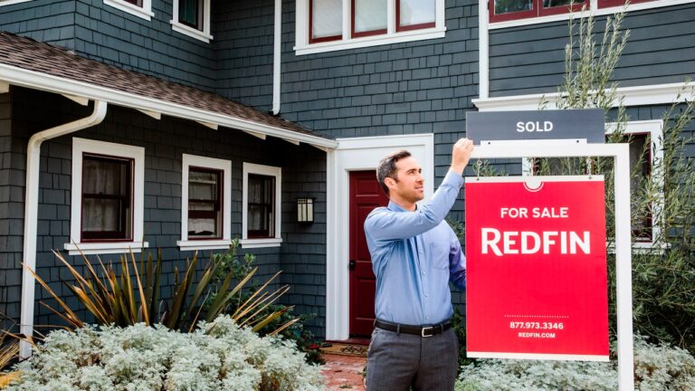 Listing with Redfin Reviews