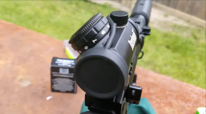 Buyer's Guide While Buying Optic for AR pistol Magnification