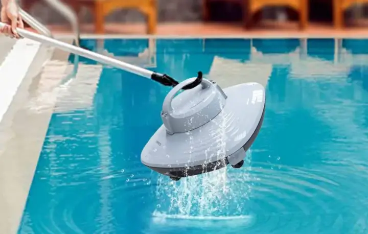 Hydrus Robotic Cordless Pool Vacuum Cleaner